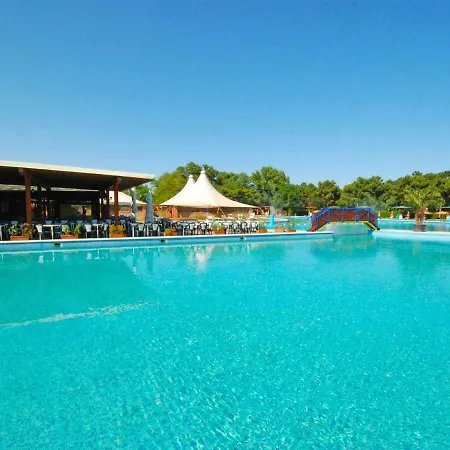Locazione Turistica Borsetti.17 Holiday home *